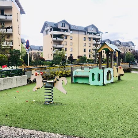 Beautiful Apartment Near Geneva Saint-Julien-en-Genevois Luaran gambar